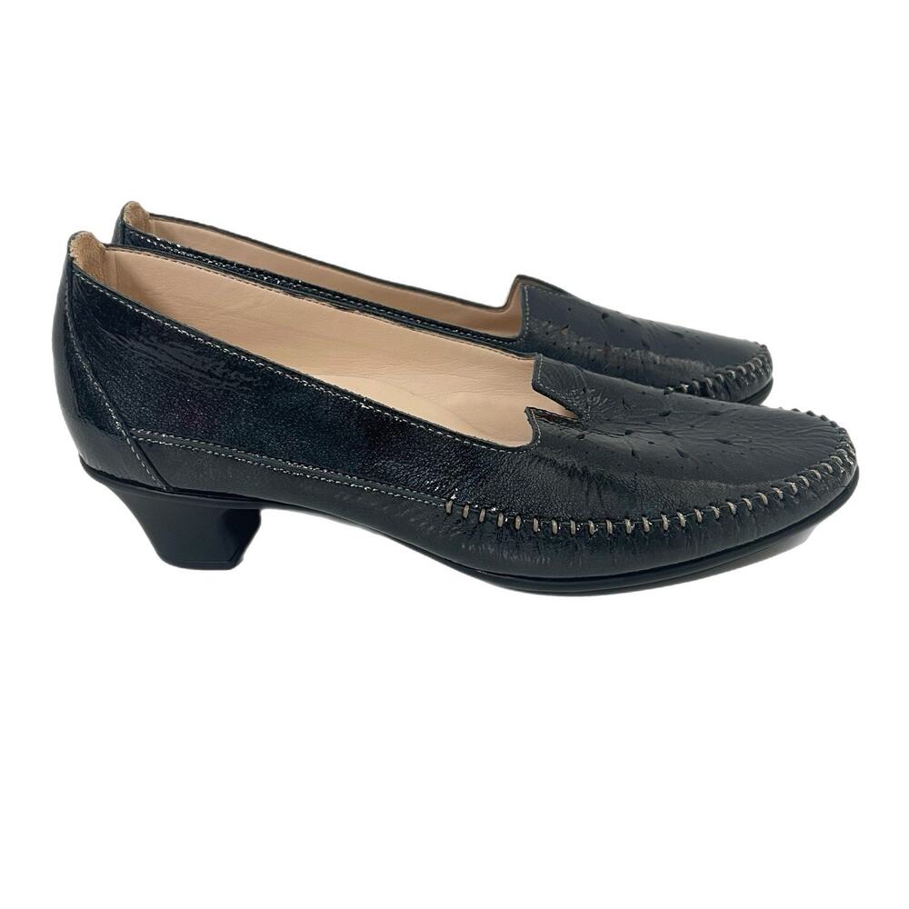 SAS Sonyo Slip On Shoes Comfort Pumps Womens 10M Patent Leather Navy NEW USA